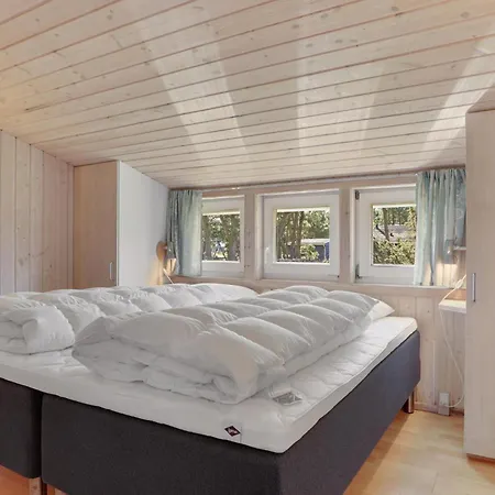 2 Bedroom In Дом отдыха Себю