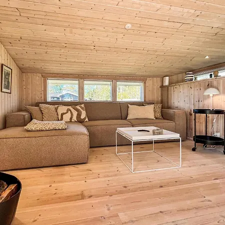 2 Bedroom In